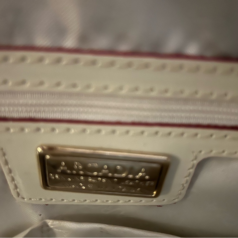 Arcadia Cream Handbag - Picture 3 of 4